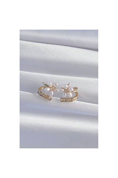 Skygo أقراط نحاسية ذهبية اللون مرصعة بأحجار الزركون واللؤلؤ - TJ-BKP9277