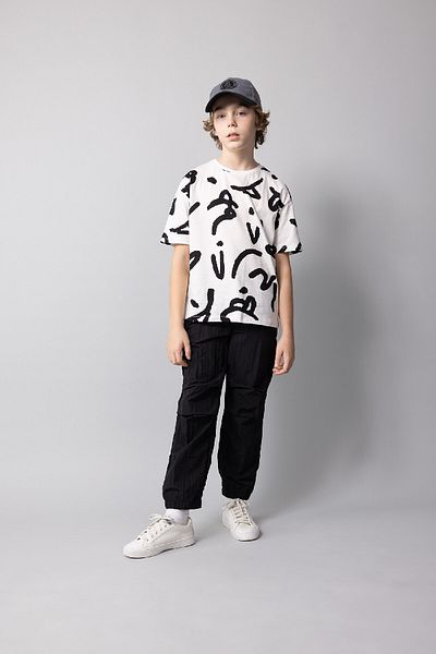 DeFacto Boy Oversize Wide Fit Crew Neck Print Short Sleeve T-Shirt B6431A824Sm