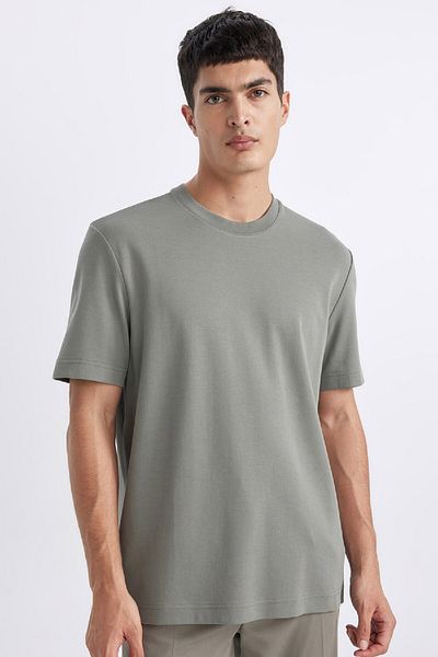 DeFacto 100% Cotton Oversize Wide Fit Crew Neck Short Sleeve Heavy Fabric Basic Plain T-Shirt A7808Ax24Sp