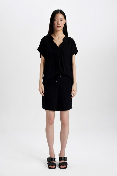 DeFacto High Waist Short Leg Belmando Basic Straight Shorts I6760Az24Hs