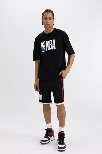 DeFacto Fit Nba Wordmark Oversize Φαρδιά Εφαρμογή Πλήρωμα λαιμόκοψη κοντομάνικο T-shirt V0772az24sm