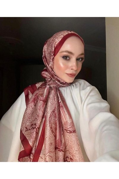 incili dükkan متجر كتب إنجليزي مستوحى من النمط العرقي وشال حرير فوال أحمر