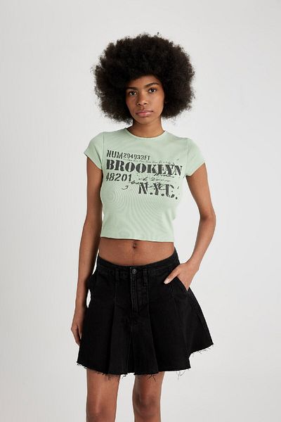 DeFacto Crew Neck Printed Ribbed Camisole T-Shirt - Short Sleeve B6813ax24sm