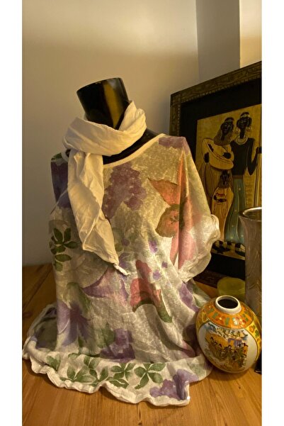 İTALYAN İTALYAN KOL VE ETEK DETAYI PUL İŞLEMELİ FULARLI BLUZ