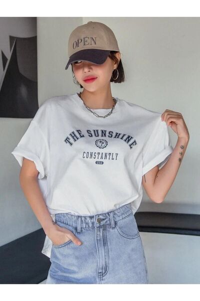 Mythologie The Sunshine T-shirt - Бяла щампа с кругло деколте и щампа с къс р...