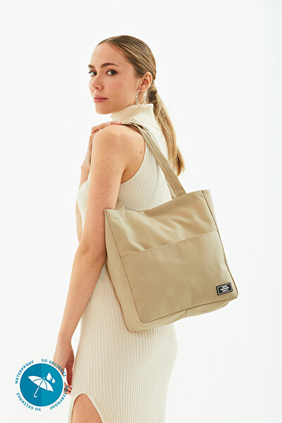 SHAKA Beige U24 Waterproof Women's Arm And Shoulder Bag With Snap Closure Fro...