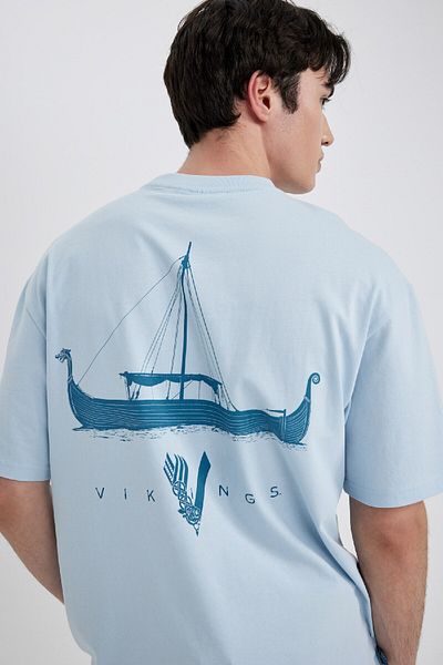 DeFacto Tricou Vikings Confortabil - Mâneci cu mâneci decupate cu gâtul rotund, legat la spate