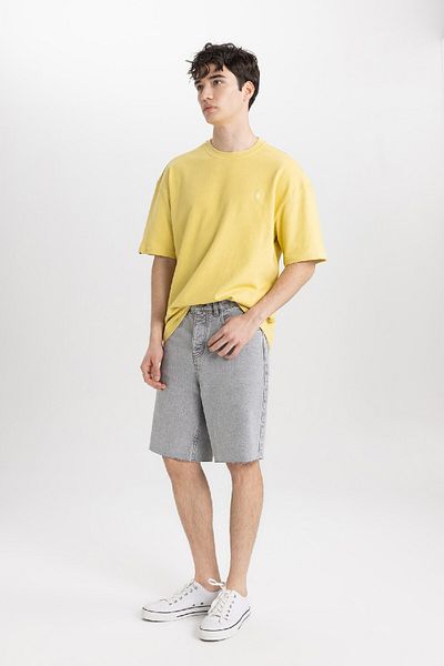 DeFacto Übergroßes, geräumiges, bedrucktes Kurzarm-T-Shirt mit Rundhalsausschnitt C0151ax24sm