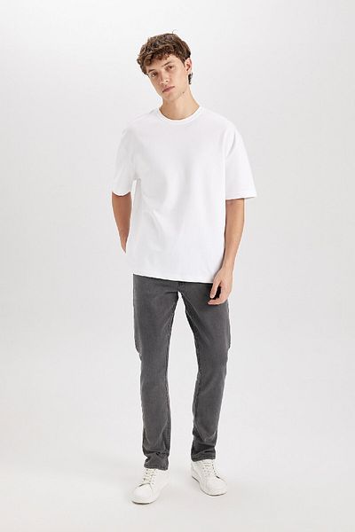 DeFacto Pedro Slim Fit Στενή Εφαρμογή Κανονική μέση με στενό πόδι Jean παντελόνι C1779ax24sp