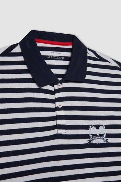 DeFacto Besticktes, kurzärmliges Sport-Piqué-Polo-T-Shirt – Standard-Passform C0419ax24sm