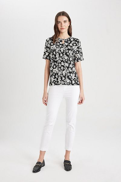 DeFacto Regular Fit Crew Neck Floral Short Sleeve T-Shirt C1876ax24sp