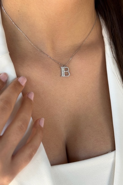 Utku Kuyumculuk 14 Ayar 0,47 Ct Baget Pırlanta Taşlı B Harfi Altın Kolye