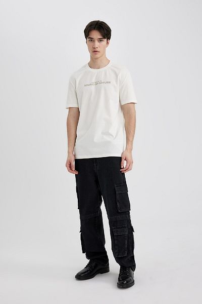 DeFacto Bedrucktes Kurzarm-T-Shirt mit normaler Passform und Rundhalsausschnitt C2082ax24sm