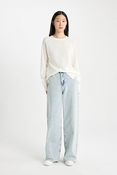 DeFacto Weich strukturierter Strickpullover mit Raglanärmeln und Rundhalsausschnitt – I6913az24wn