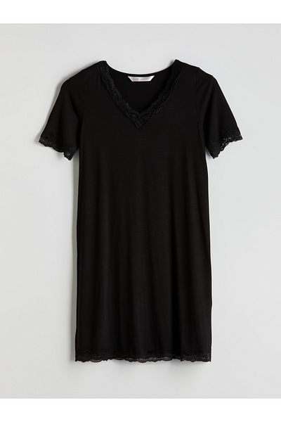 LC Waikiki Nachthemd für Damen mit V-Ausschnitt und Spitzendetail