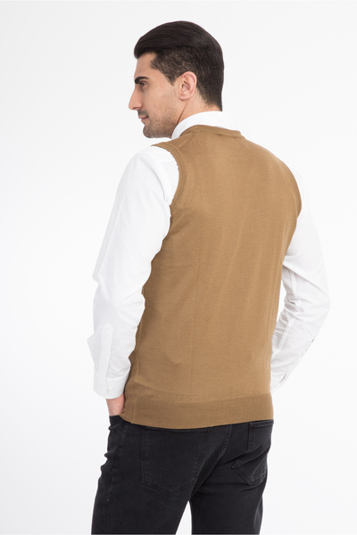 Kiğılı Вълнен пуловер с обло деколте