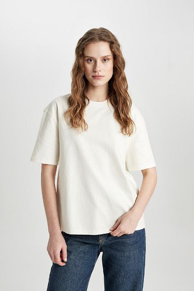 DeFacto Premium Crew Neck Relax Fit Short Sleeve T-Shirt B6444Ax24Sp