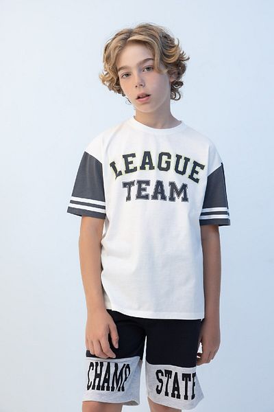 DeFacto Boys Oversize Wide Fit Crew Neck Printed Short Sleeve T-Shirt C3898A824Hs