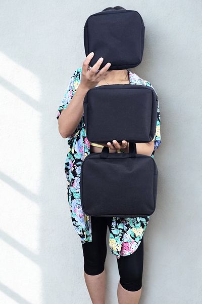 Woys Bags Černá barevná 3dílná taštička na make-up, cestovní taštička na make-up, vhodná pro přenášení kosmetiky a oblečení