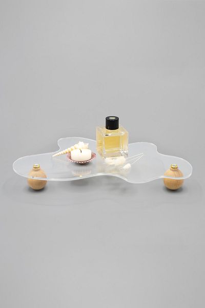 Pikas Wavy Transparent, Decorative Organizer, Presentation Stand with Wooden Legs