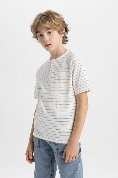 DeFacto Boy's Striped Judge Collar Short Sleeve T-Shirt - C2602A824Sm