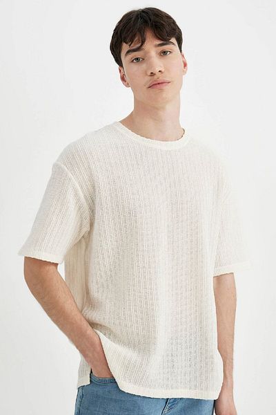 DeFacto Pohodlný střih Regular Fit Tričko Pohodlný střih Crew Krk s krátkým rukávem C2726Ax24Sm