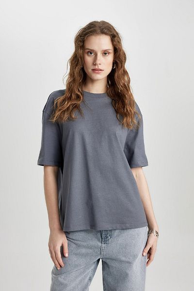 DeFacto Relax Fit Crew Neck Premium Basic Short Sleeve T-Shirt B6444Ax24Sp