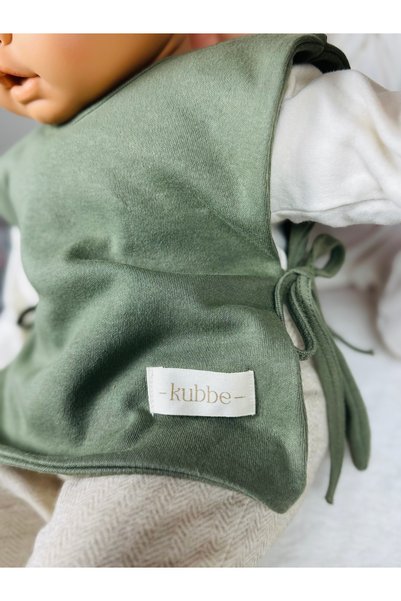 kubbe Green Cotton Food and Drool Bib |   Modern Design, High Absorbency and Easy Dressing System