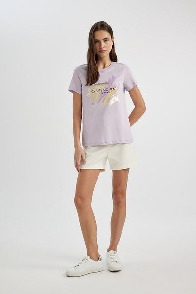 DeFacto Bedrucktes T-Shirt aus gekämmter Baumwolle mit Rundhalsausschnitt und normaler Passform - C4064ax24sp