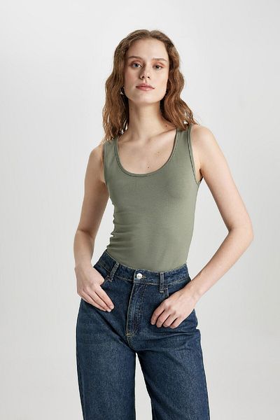 DeFacto Slim Fit Slim Fit U Collar Basic Plain Tank Top I1059Az24Sm