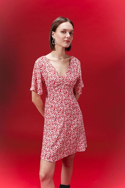 DeFacto Marokkanisches Mini-Kurzarmkleid mit V-Ausschnitt und Blumenmuster in Rot B0127ax24sp