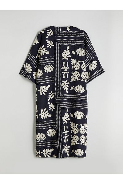 LC Waikiki Oversize šaty se vzorem do V