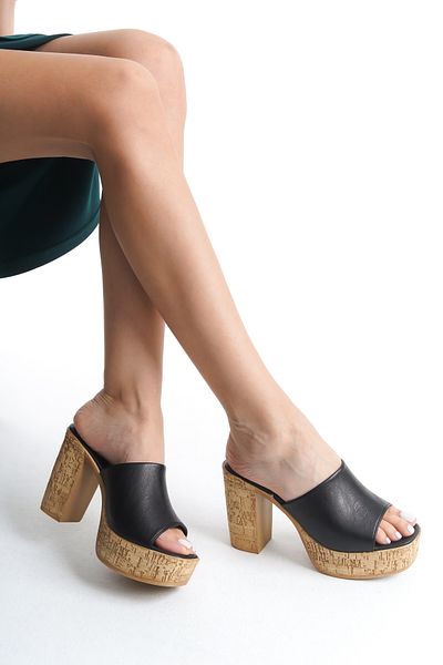 bolemo Black Women's Heeled Slippers