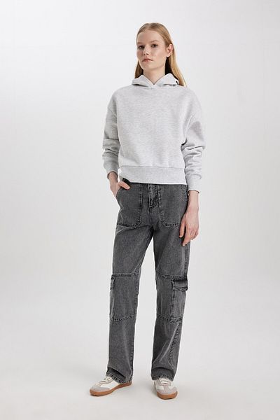 DeFacto Boxy Fit Hooded Thick Basic Plain Sweatshirt B8570Ax24Sp
