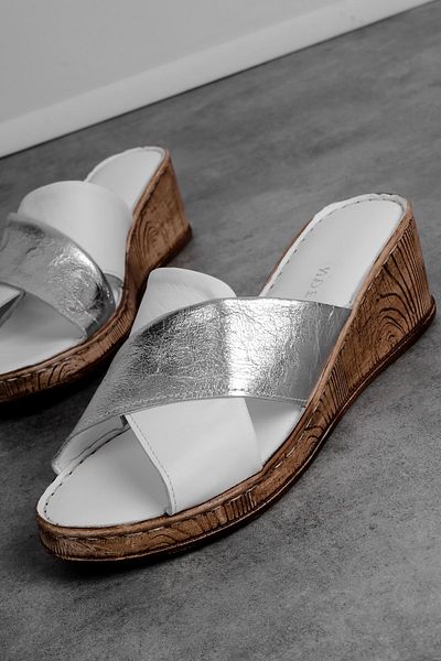 Lal Shoes & Bags Papuci cu toc cu detaliu în cruce din piele naturală pentru femei Parrt-alb