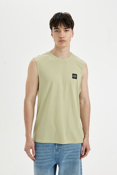 DeFacto Bedrucktes Athlete-Shirt mit Rundhalsausschnitt – Normale Passform C5044AX24HS