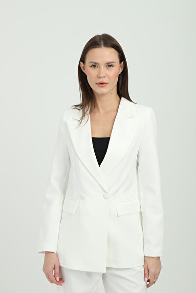 Milamia İki Düğmeli Beyaz Kruvaze Ceket