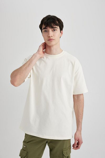 DeFacto Boxy Fit Kurzarm-Basic-T-Shirt mit Rundhalsausschnitt C5277ax24sp