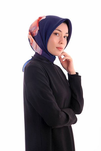 Bursa İpek Eșarfă de mătase din twill cu model de ienupăr albastru bleumarin