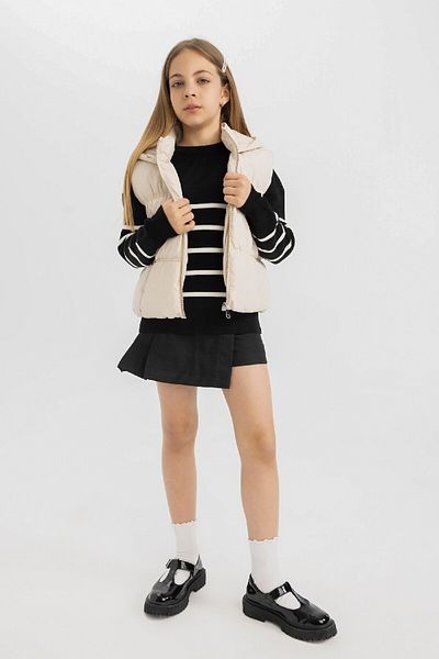 DeFacto Girl's Water Repellent Hooded Inflatable Windproof Vest C4971A824Au