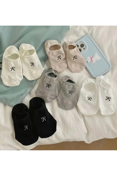 Çorabistaan 5 Çift Çok Renkli Kelebek Kurdele Desenli Kadın Sneaker Çorap Gör...