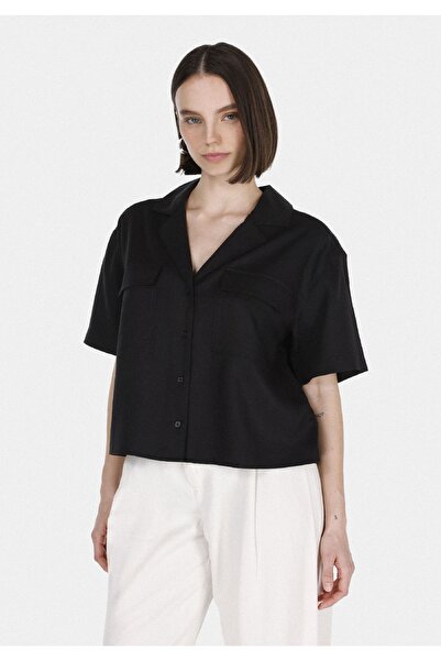 Colin's Γυναικείο μαύρο κοντομάνικο πουκάμισο με κανονική εφαρμογή