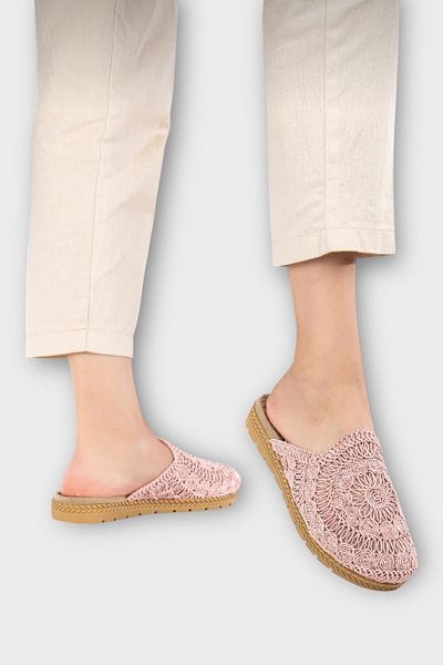 Liger Women's Straw Knit Embroidered Closed Front Daily Comfortable Slippers Powder
