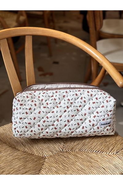Batekso Rabbit and Teddy Bear Patterned Travel Bag for Hair Stylists - XL Size