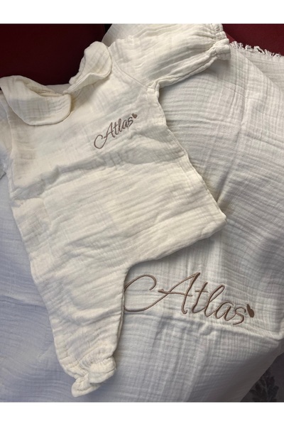 Mely Workshop İsme özel Müslin battaniye ve tulum