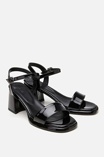 Yaya by Hotiç Dámské černé sandály na podpatku