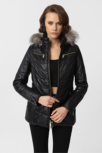 Deriderim Black Serena Detachable Fur Hooded Zippered Slim Fit Women's Genuine Leather Coat
