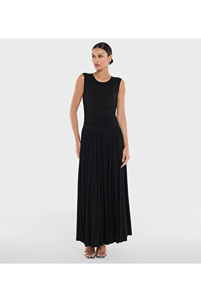 BCBG فستان محبوك للنساء