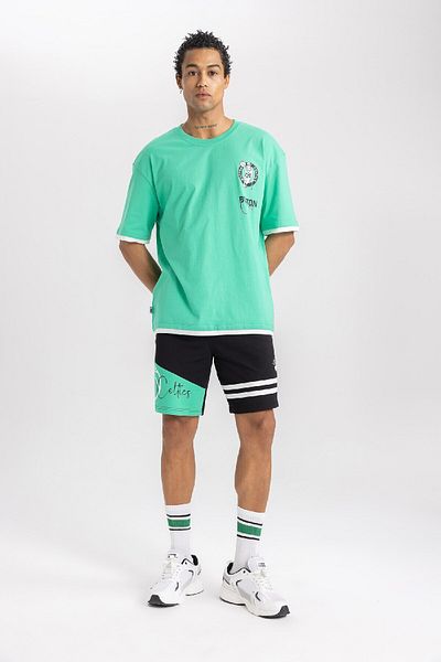 DeFacto Nba Boston Celtics Oversize Fit Crew Neck Is Too Long from Calorific for People with Arms