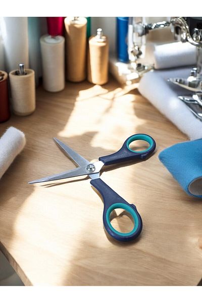 intoku Stainless Steel Small Size Tailor Scissors 5.5